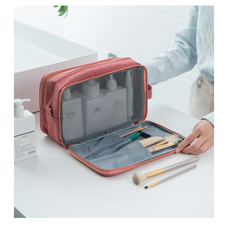 Lady fashion and practical cosmetic bag fashion travel organizer bag cosmetic custom logo cosmetic bag