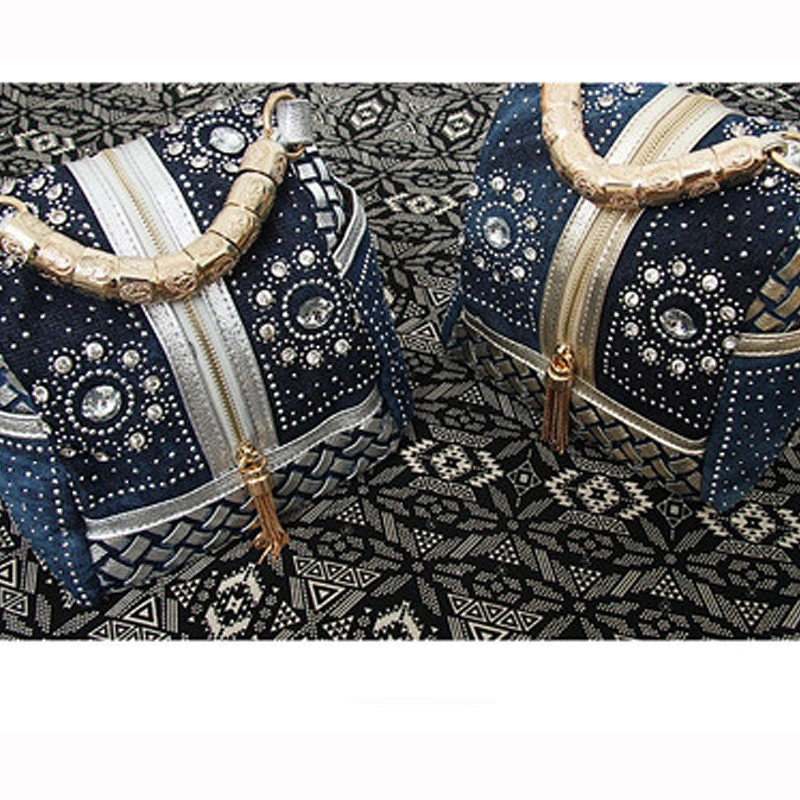 2019  diamond-encrusted blue and white porcelain vintage denim cross-shoulder makeup handbag for daily use