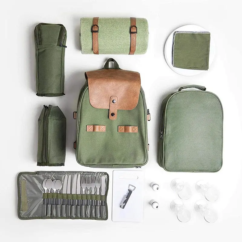 Waterproof big capacity foldable picnic bag with blanket set for 4 persons for outdoor sports or camping