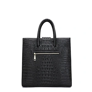 2019 new design stylish elegant classic alligator  chain evening handbag for feast or party