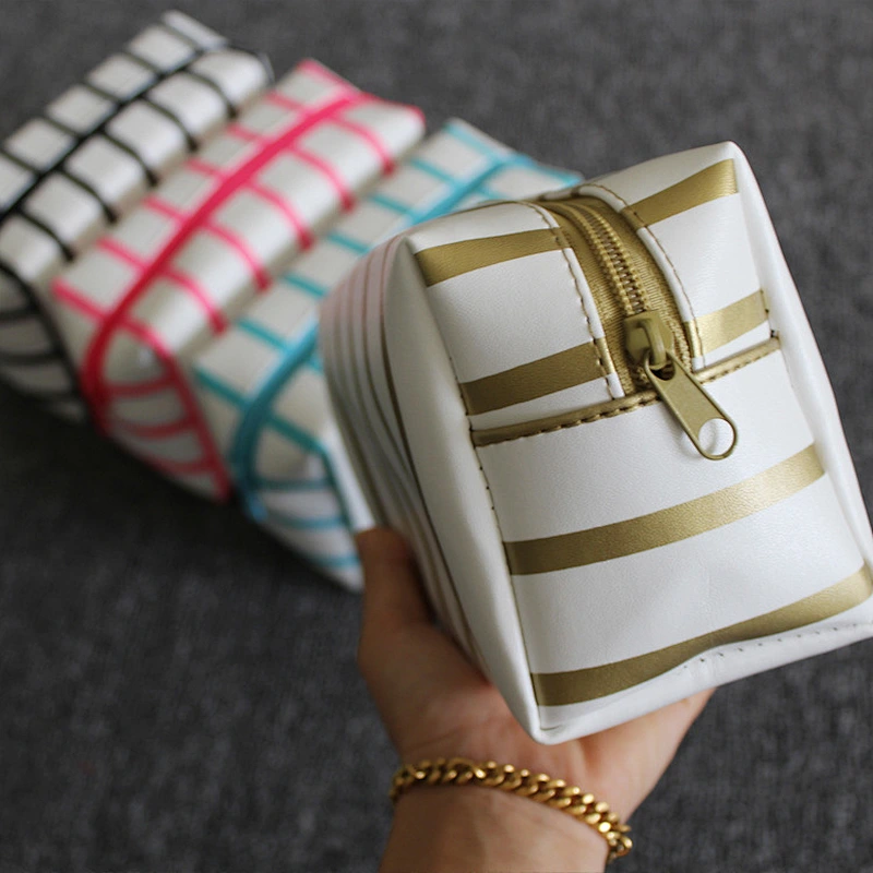 Customized trendy travel PU makeup kits make up bag