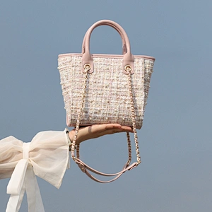 2019 New Style Lady's Woven Handbags Single Shoulder Chain Bag with Pearl
