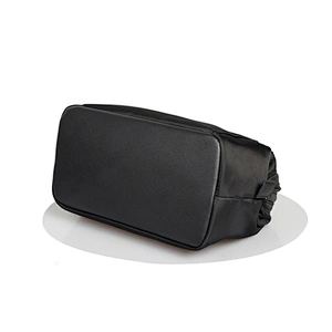 Fashion durable toilery bag large black hanging cosmetic bag for mens