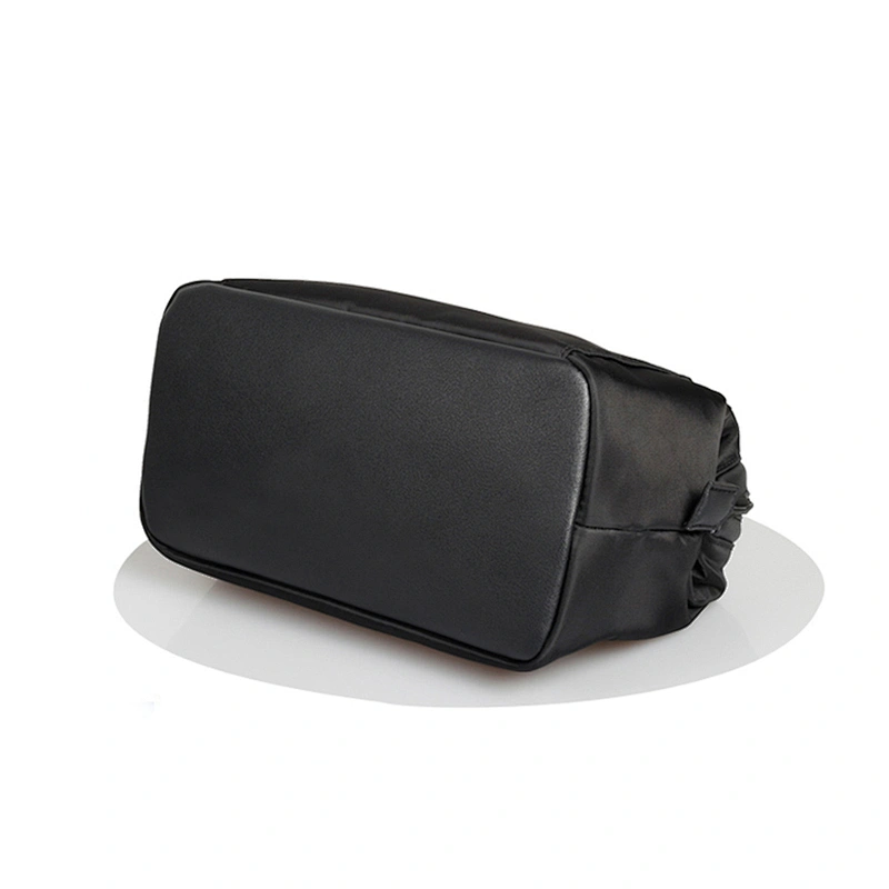 Fashion durable toilery bag large black hanging cosmetic bag for mens