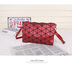 2019 stylish classic versatile folding geometric bag chain  single-shoulder laser bag for women for shopping or party