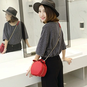 Round women crossbody long metal chain strap sling purse bag handbag with chain