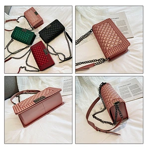 2019 fashion hot style Classic Shopping Street Silicone Jelly Quilted Crossbody Bag Girls Side Purse Clutch with Chain