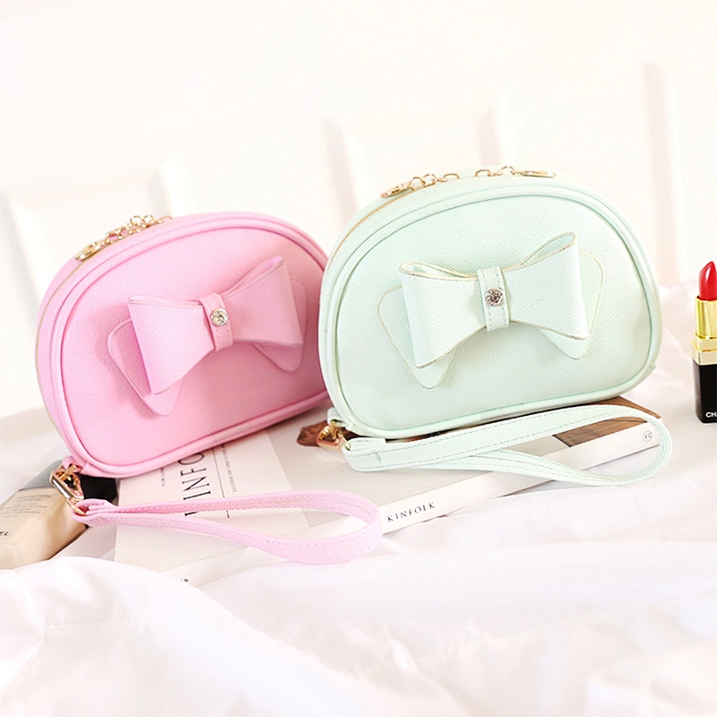Custom trendy cheap plain white pu makeup make up purse cosmetic pouch make-up bag