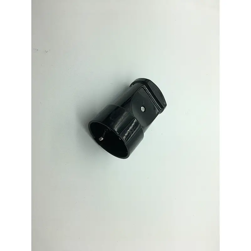 Electric plug socket with earth contact