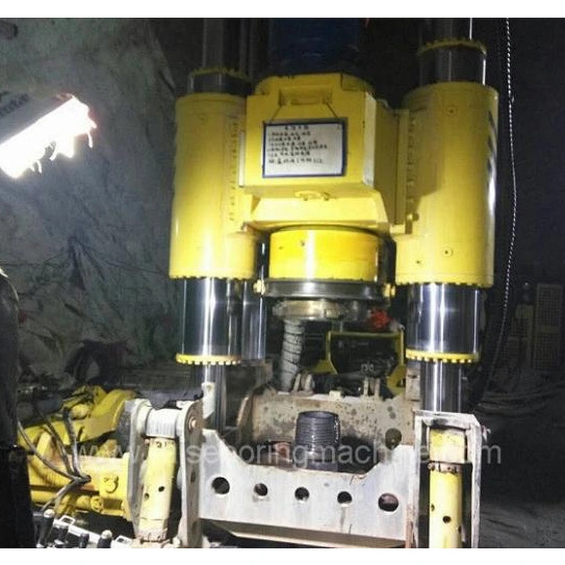Yüksek Torklu Hidrolik Kaldırma Sondaj Makinesi 3500mm Çap 132KW Motor Gücü