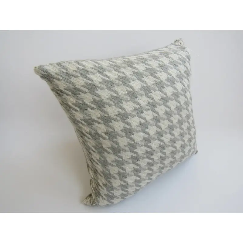 woven   houndstooth decorative cushion