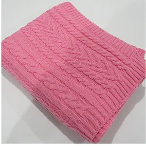 KNITTED BLANKET WITH BIG BLANKET