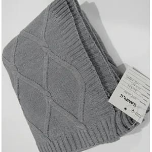 KNITTED BLANKET WITH FASHION CABLE