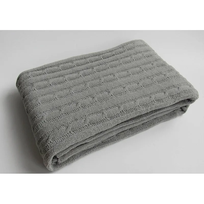 100% chennile knitted cable blanket