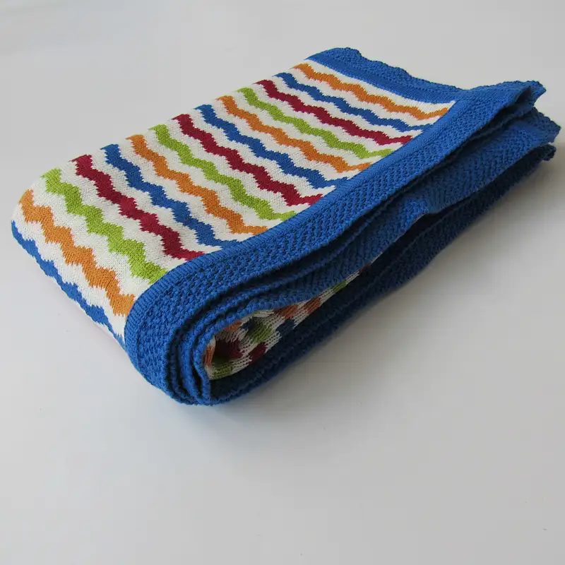 Wave knitted baby blanket