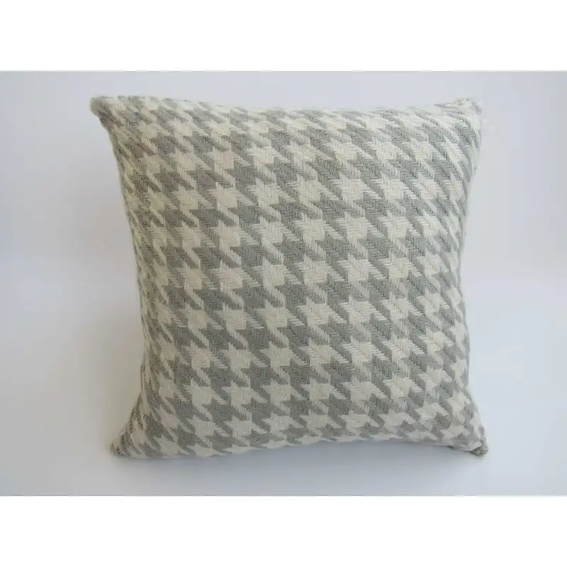 woven   houndstooth decorative cushion