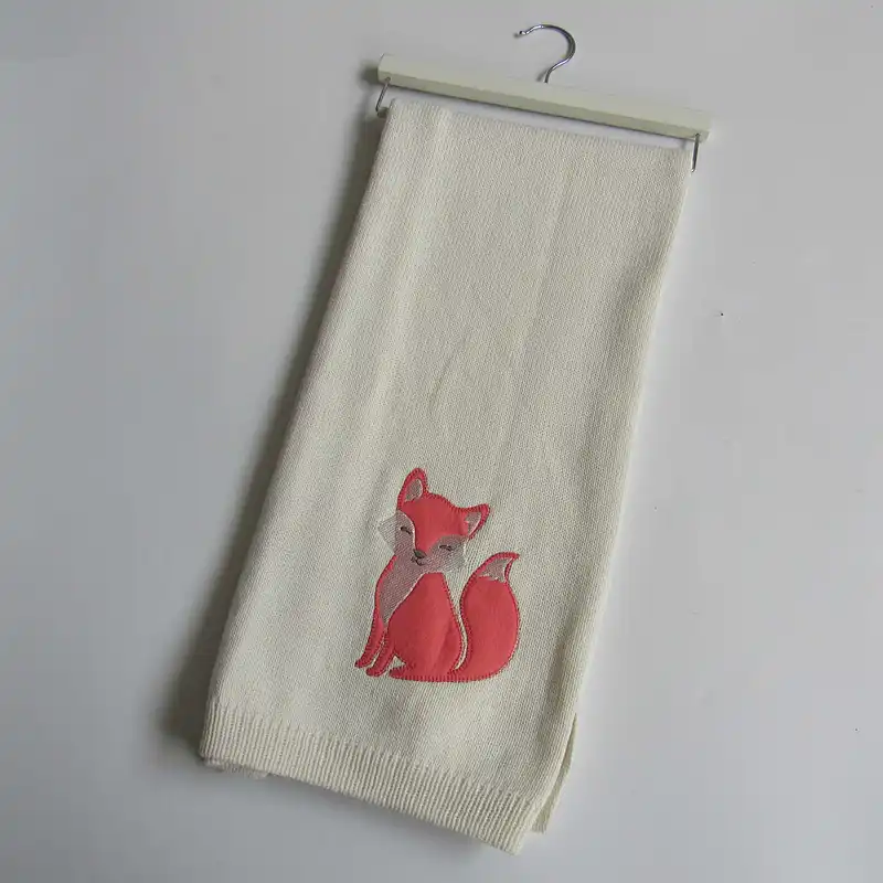 100% cotton embroidery fox knitted baby blanket