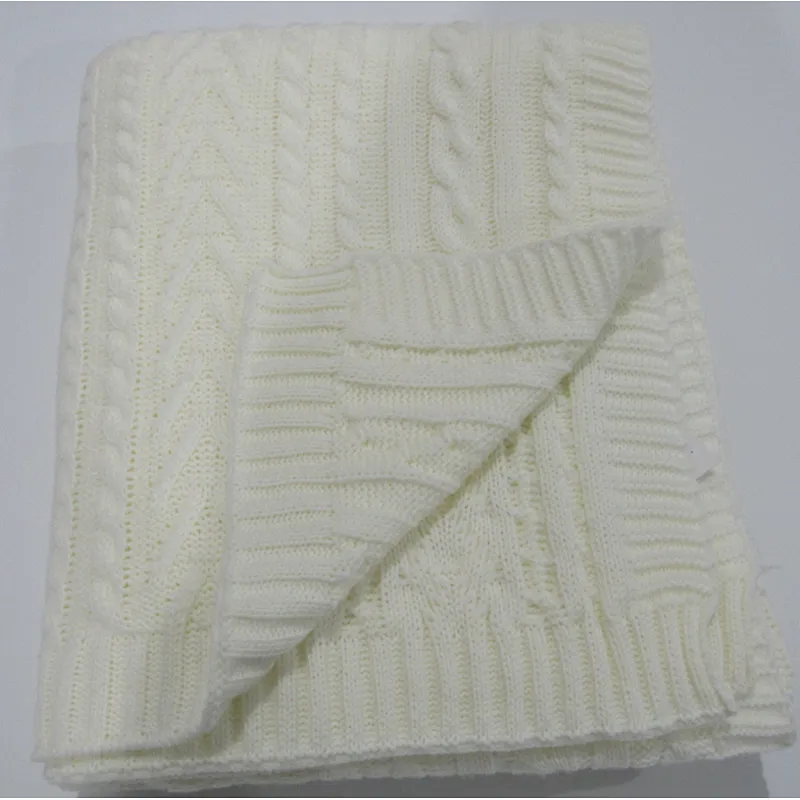 KNITTED BLANKET WITH BIG BLANKET