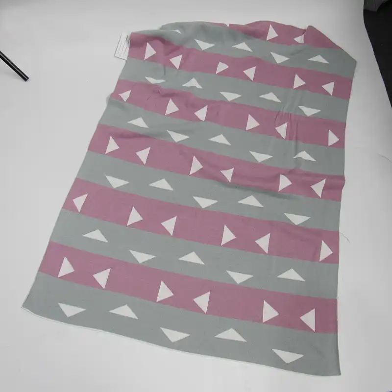 100% cotton knitted baby blanket