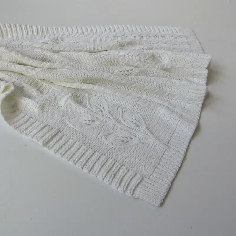 Solid color knitted baby blanket