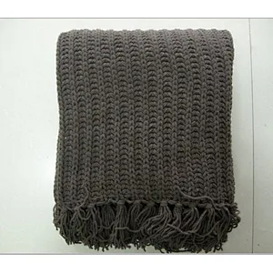 chenille woven blanket with tassel
