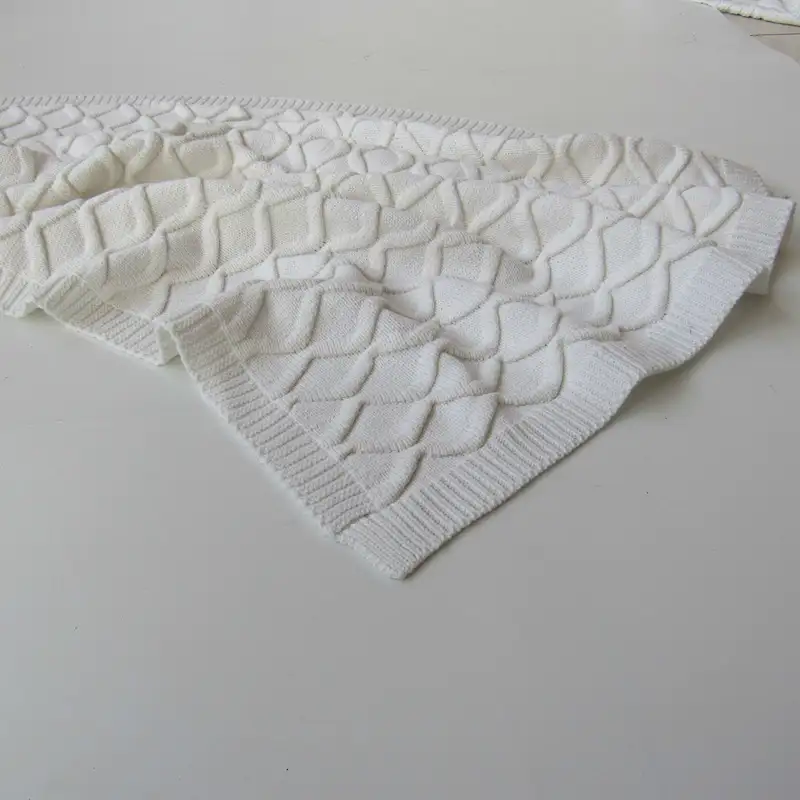Solid color knitted baby blanket