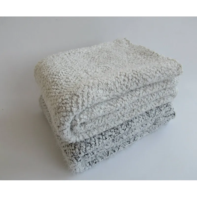 KNITTED BLANKET WITH SOLID COLOR WITH RABIT HAIR