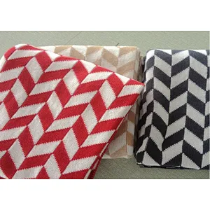 knitted blanket with double colors