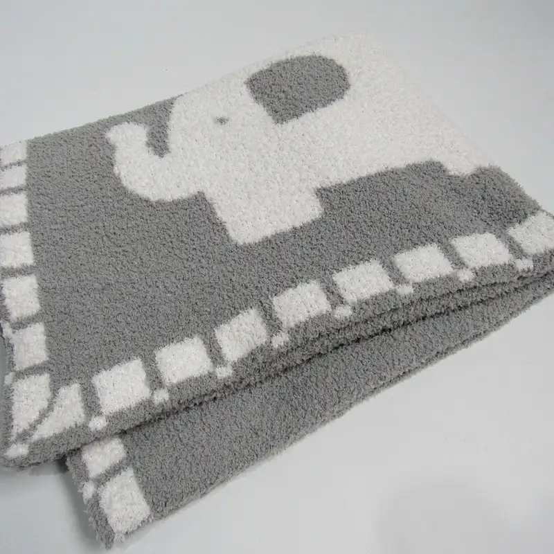 100% polyester animal knitted baby blanket
