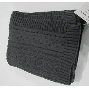 KNITTED BLANKET WITH BIG BLANKET