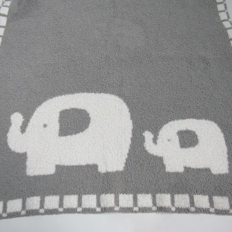 100% polyester animal knitted baby blanket