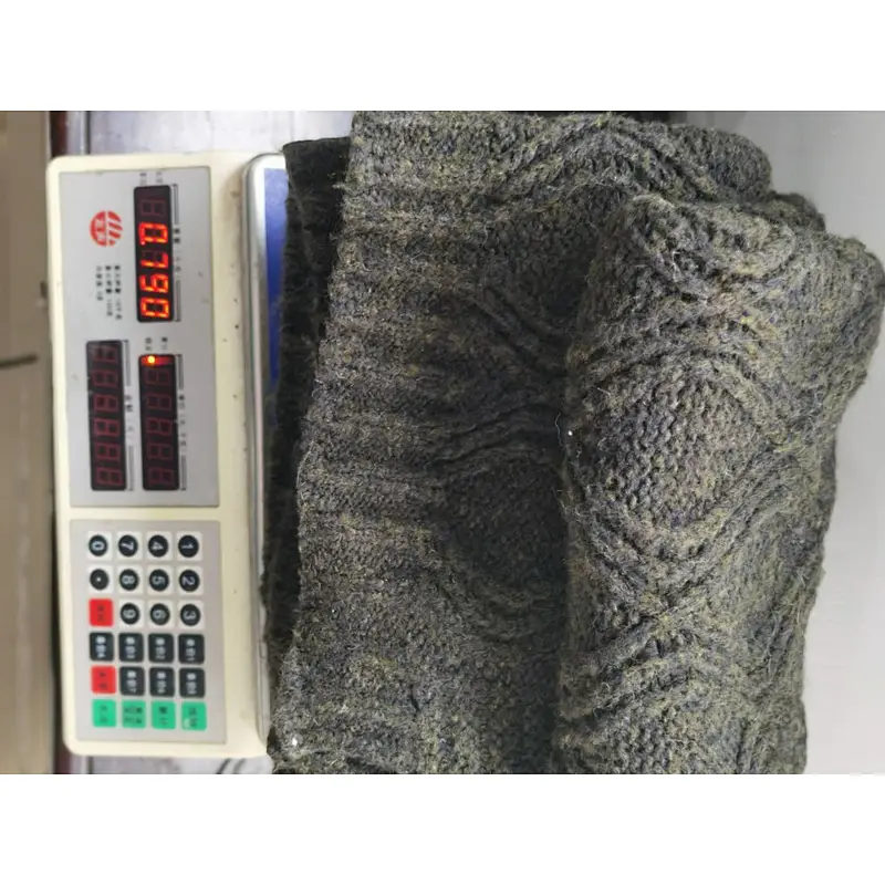 Multi - color diamond knit blanket