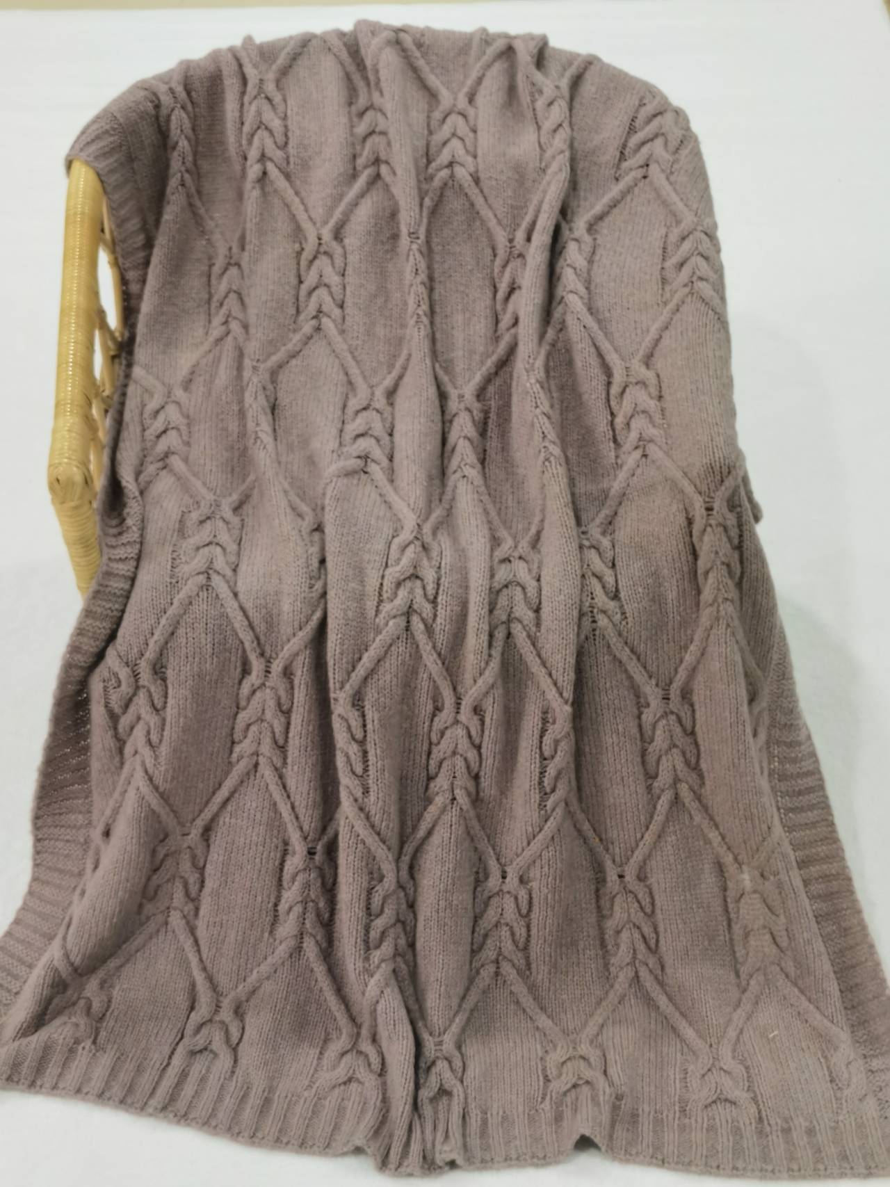 Adult fashion classical knit cable throws