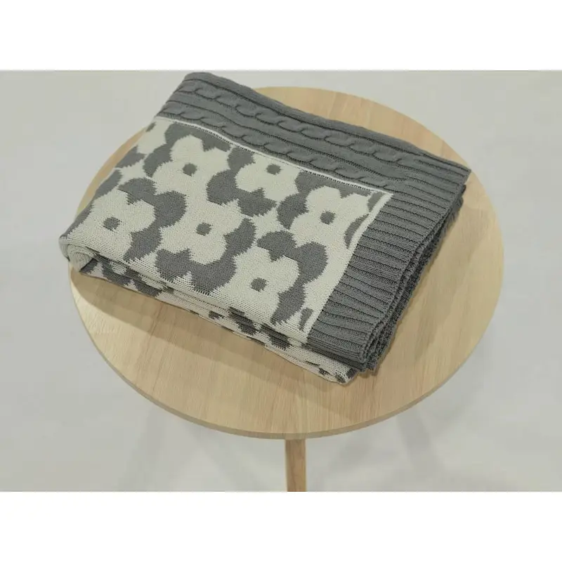 Inlaid craft knitted cover blanket