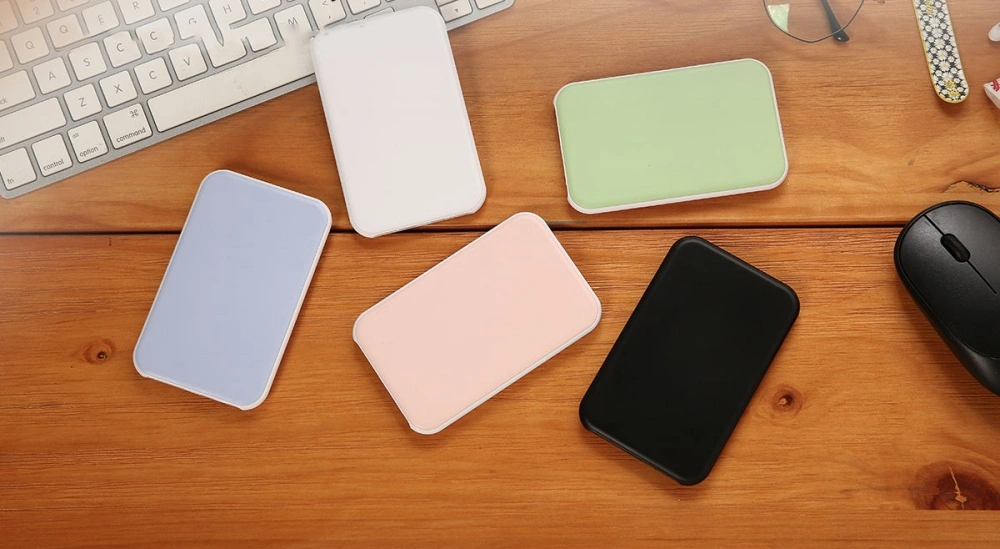Ultra Slim Portable Mini Power Bank 5000mAh 15W Wireless Portable Power Bank Magnetic Powerbank