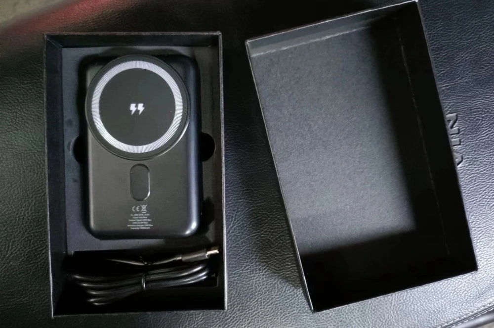 Strong Magnetic Power Bank 10000mah Wireless Quick Fast Charging Powerbank For Iphone