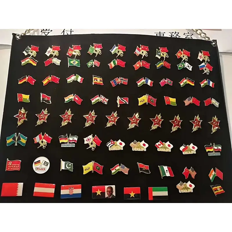 Promotional Gift Friendly All Countries Cross Pin Double Flag Lapel Pins Badge