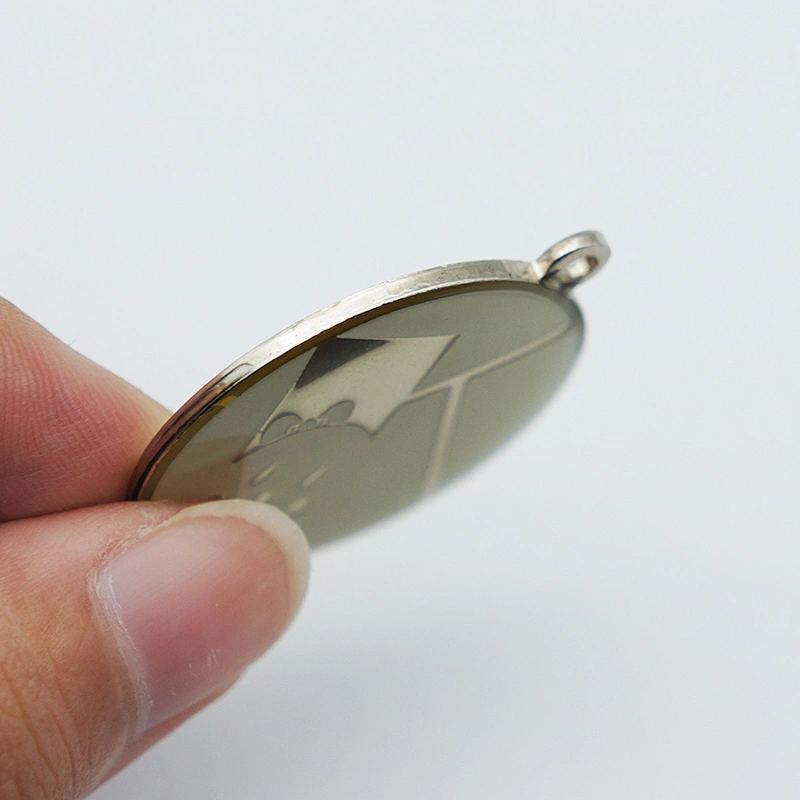 Gold metal plate with custom  embossed/engraved Alloy Round Custom Brand Logo Hang Tag/sticker for Bags