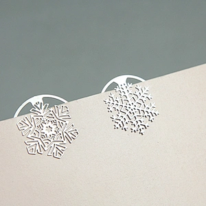 Personalized beautiful 3d design metal maple leaf shaped bookmark