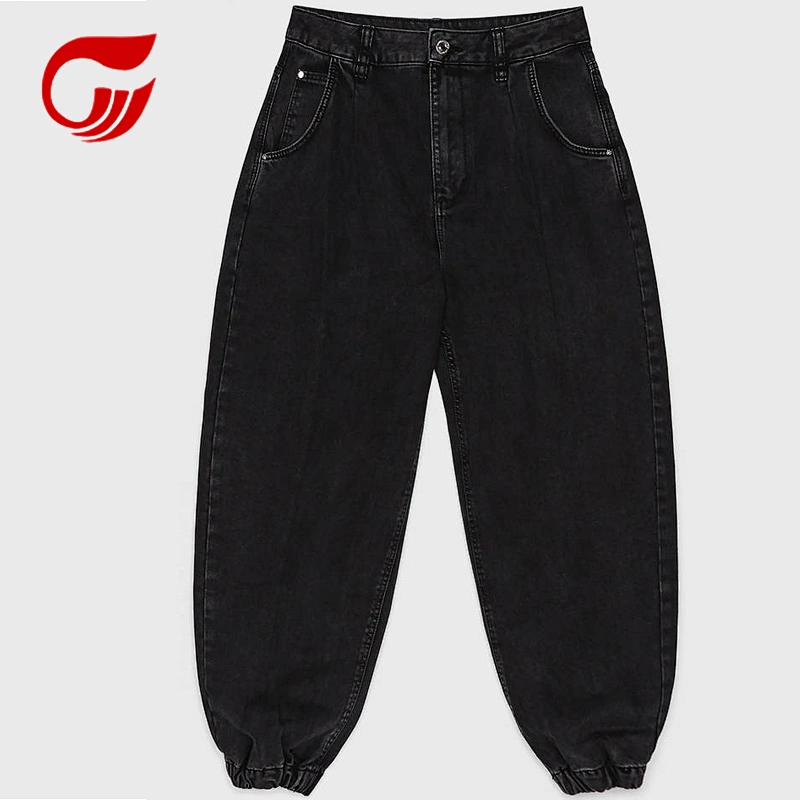 Elesticated slouchy trousers for women