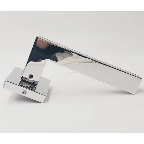 Manija de madera de alta calidad en las manijas de las puertas de la roseta para puertas interiores de palanca de metal tirar de la puerta de zinc de madera