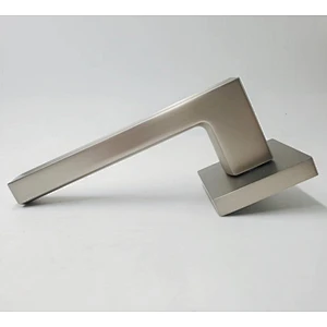 Aluminum inner door handle interior Hot Selling door handle Set Door handle lever Lock