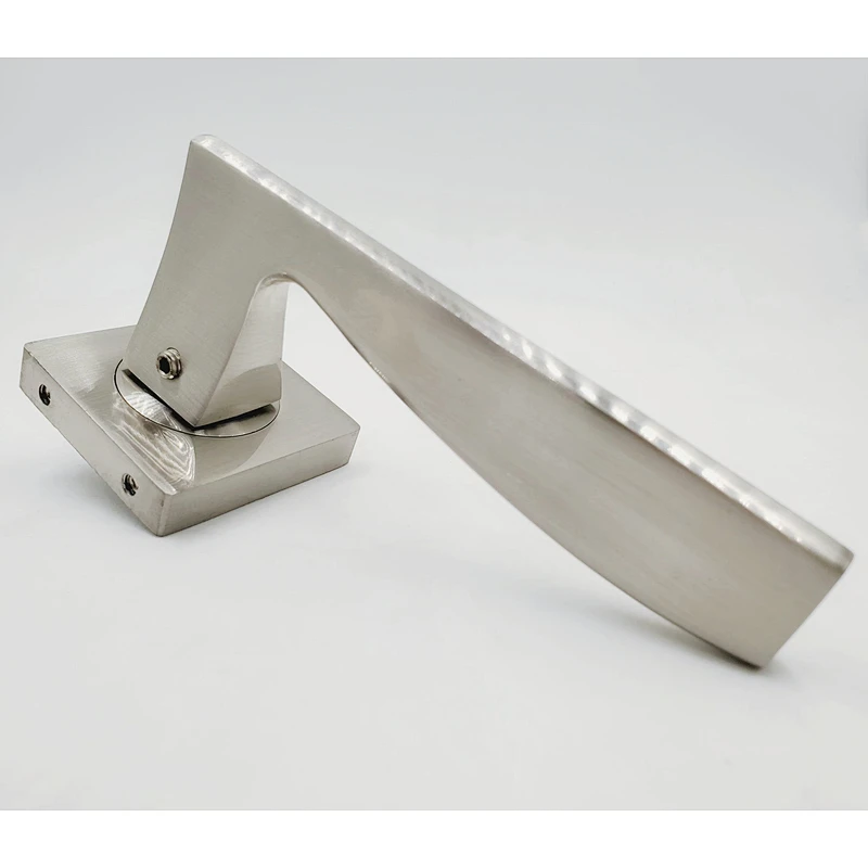 Manija de níquel de diseño simple Manija de la palanca de zinc manija de la puerta de la puerta