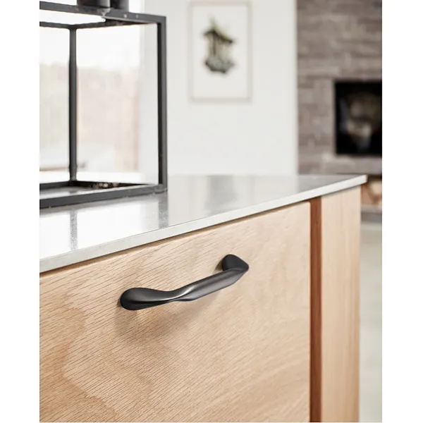 Ollie Classical Modern Simple Styles Cabinet Furniture drawer Handles Gold Wardrobe Kitchen Cabinet Handles