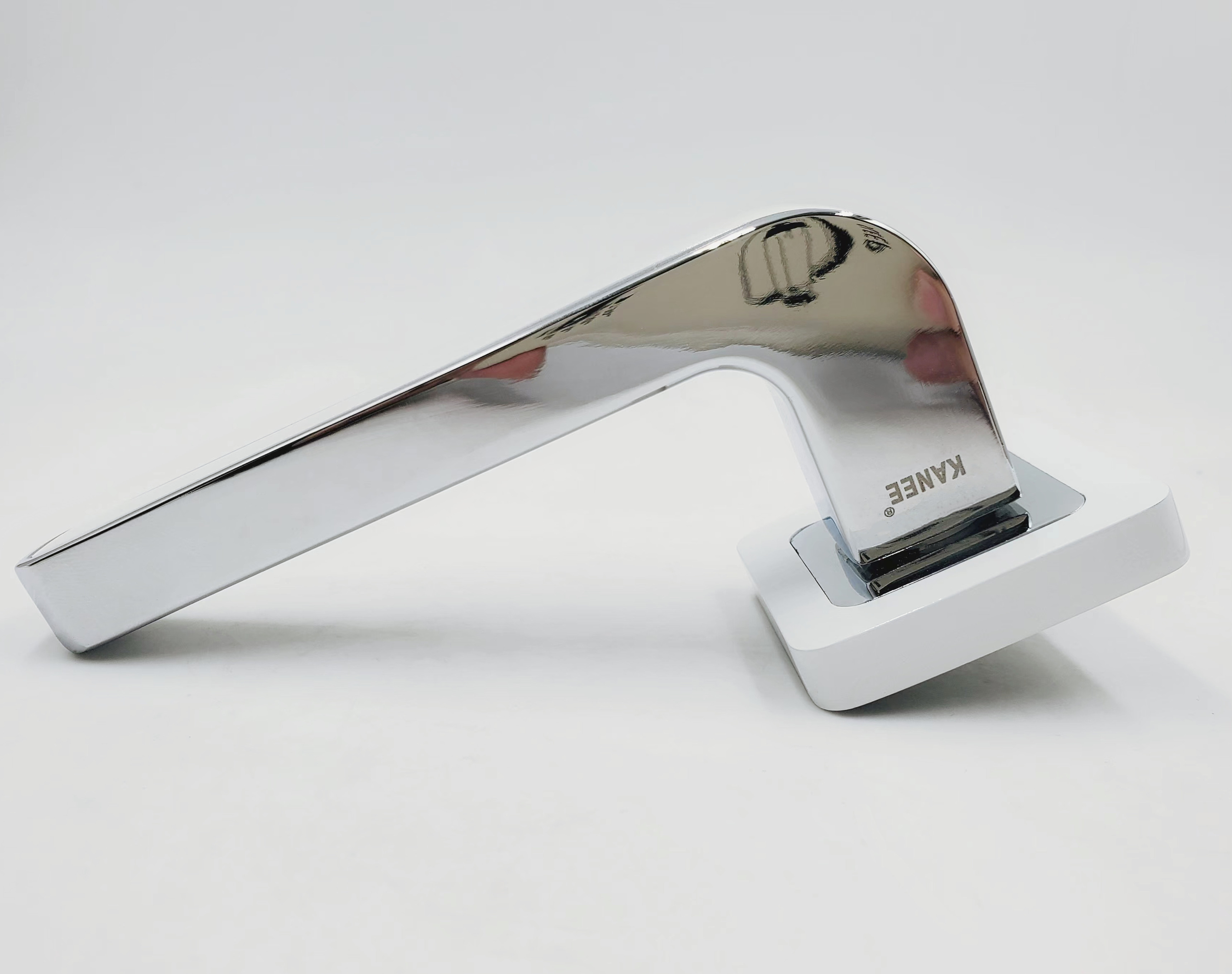 high quality factory source white finished Zinc lever with the thin rose zinc and Aluminum rosette