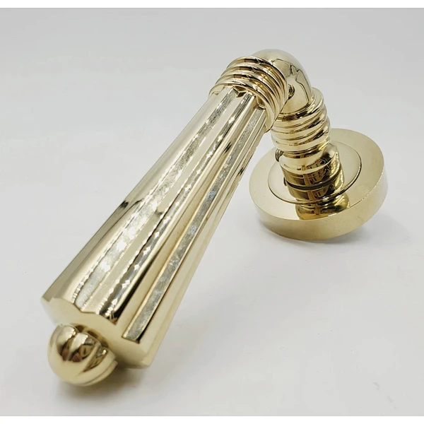 China hardware Polished zinc alloy finish house lock metal door handle for sale