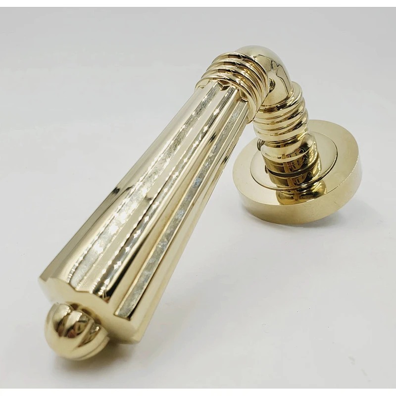 China hardware Polished zinc alloy finish house lock metal door handle for sale