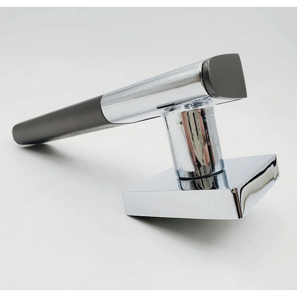 Wholesale Aluminum High Quality Window Handle Lock Close Aluminium Accessories Door And Door Handles