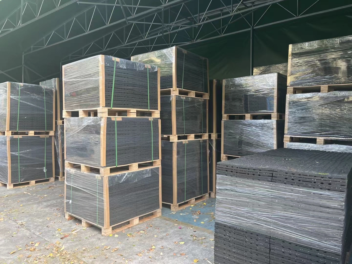 package for rubber gym flooring