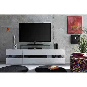 TV BAR